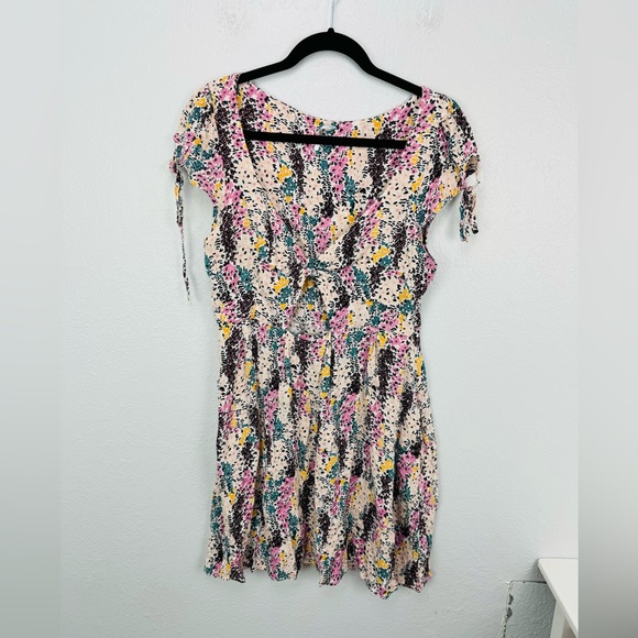 Free People Miss Right Cream & Purple Floral Print Mini Dress with Front Keyhole - Picture 6 of 12